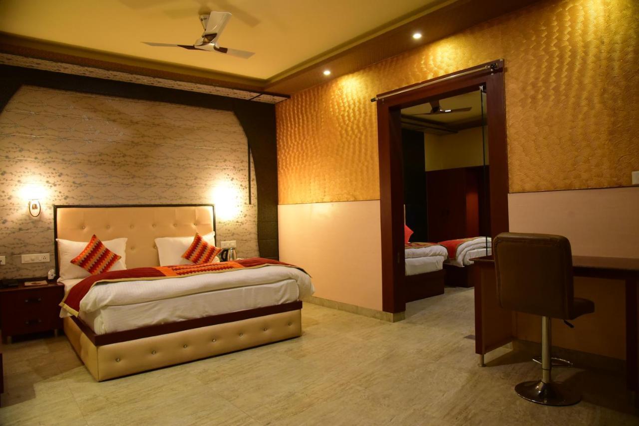 The Park Presidency Hotel Барели Экстерьер фото